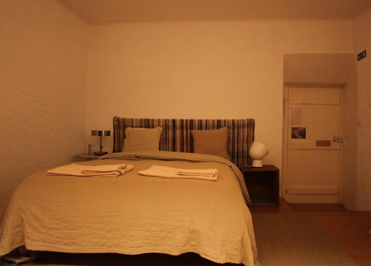 Ribeira Dos Marinheiros Amarelo Apartment Sintra Exterior foto